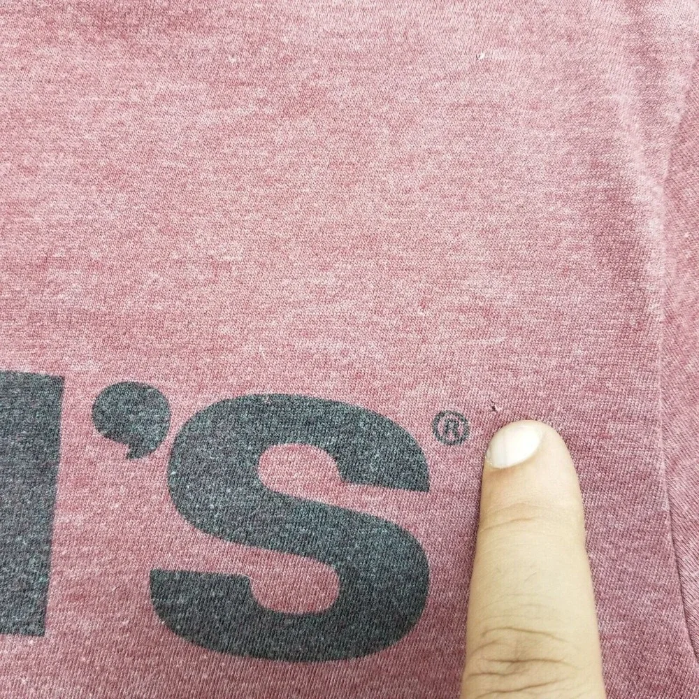 Levis Shirt‎ Mens Small Red Long Sleeve Arm Print Spell Out Logo